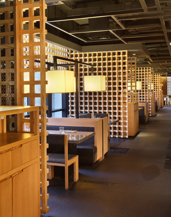 ym1