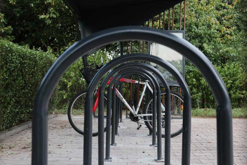 natkriveni parking bicikla foto vlada ks sep 2020