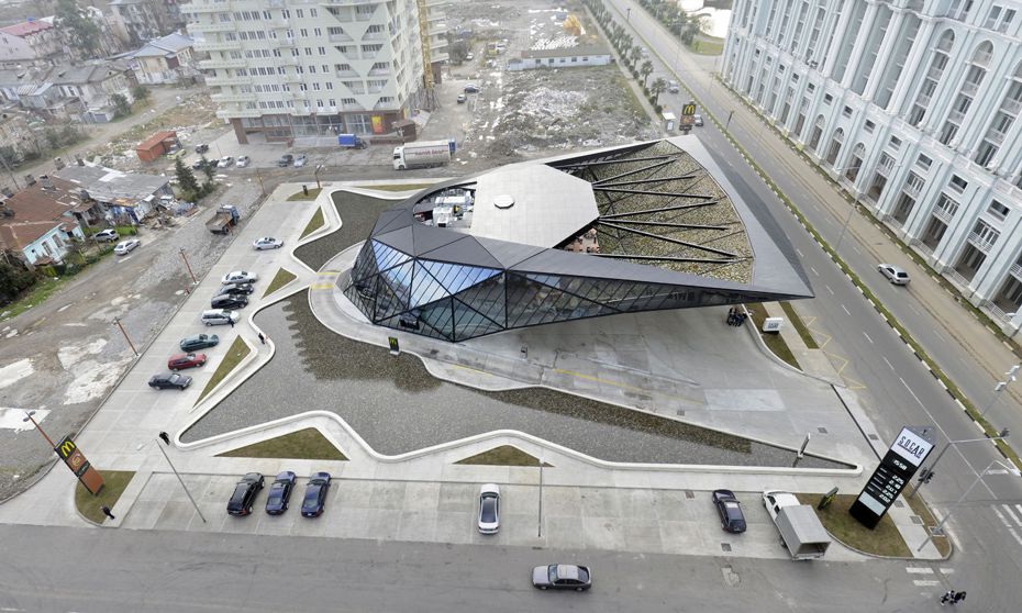 03 McDonalds-Batumi-Khmaladze-Architects