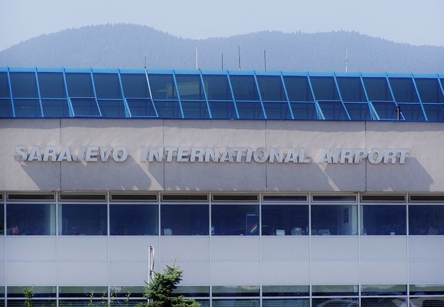 sarajevo airport aerodrom mike 68 flickr